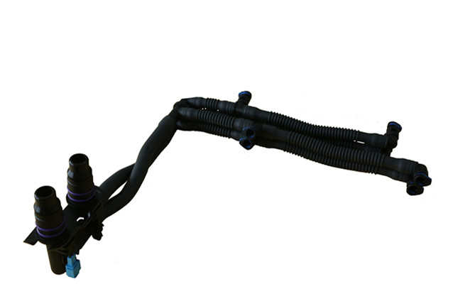 PHEV battery coolant pipe